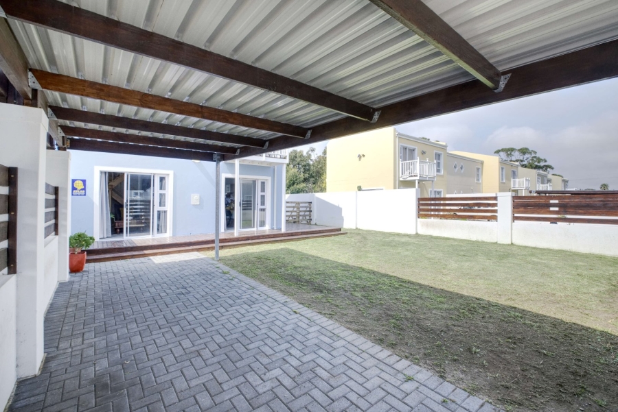 2 Bedroom Property for Sale in Parsonsvlei Eastern Cape